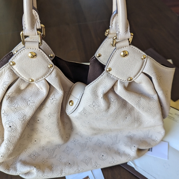 Louis Vuitton Mahina bag - Picture 9 of 16